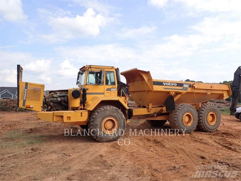 Volvo A35C Midjestyrd dumper