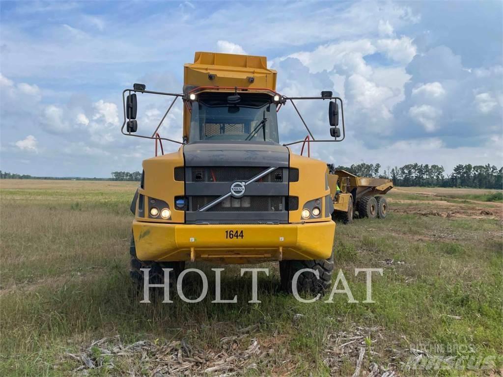 Volvo A40G Midjestyrd dumper