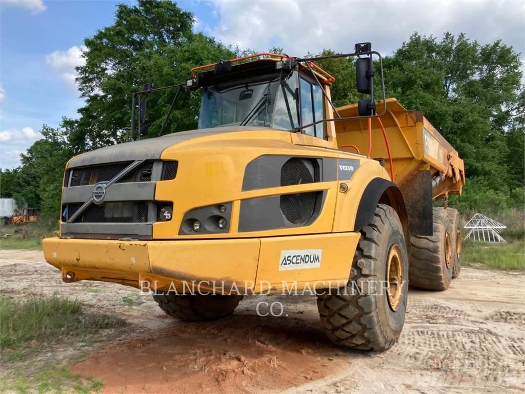 Volvo A40G Midjestyrd dumper
