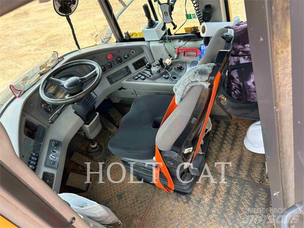 Volvo A45 Midjestyrd dumper