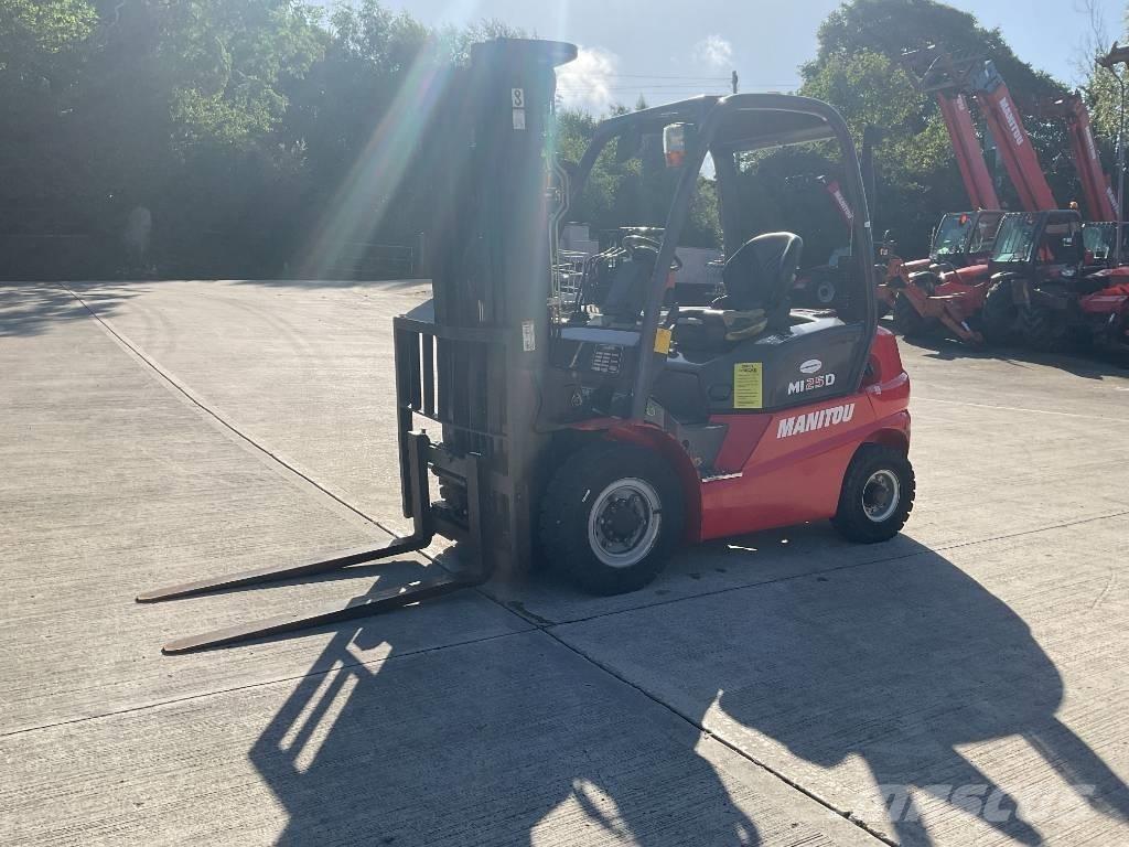 Manitou MI 25 G Teleskoplastare