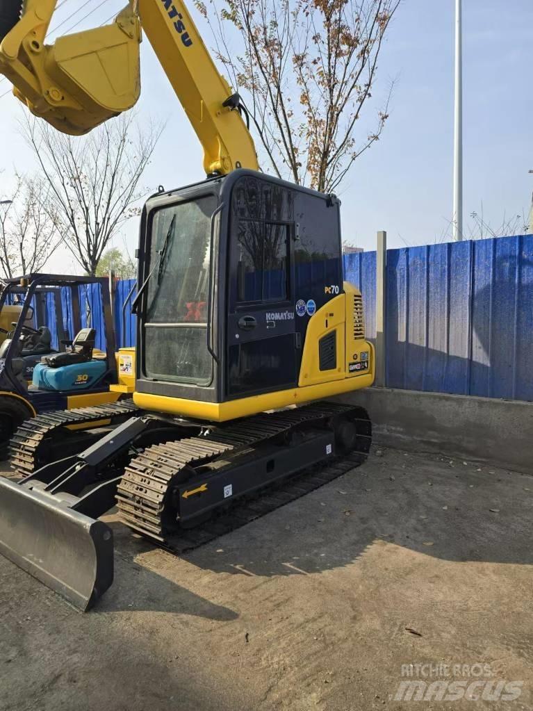 Komatsu PC 70 Minigrävare < 7t