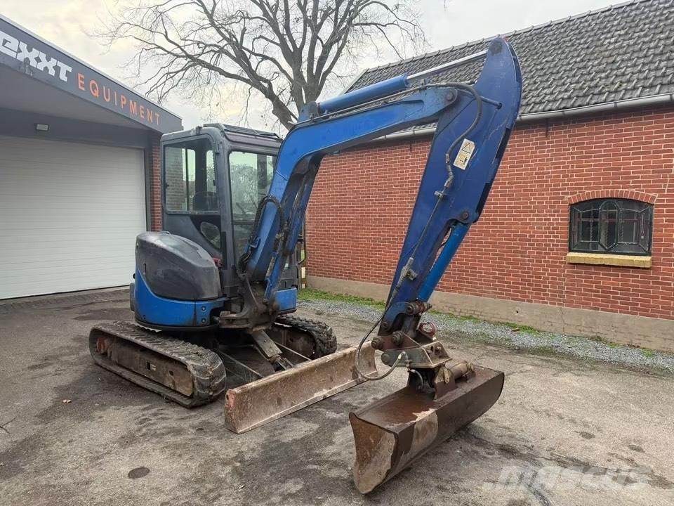 Hitachi ZX 35 U-2 Minigrävare < 7t