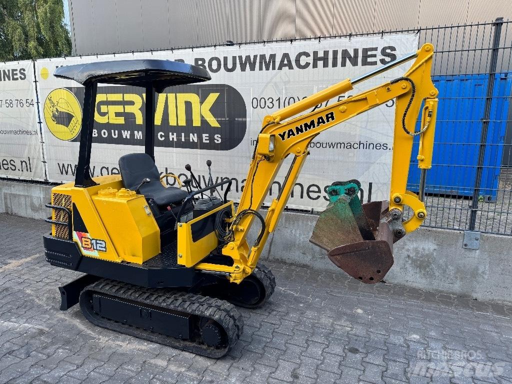 Yanmar B12 Minigrävare < 7t