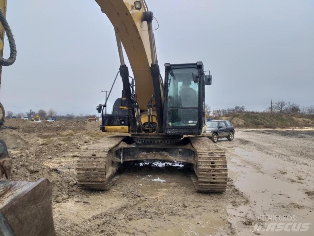 CAT 336 D2 Bandgrävare