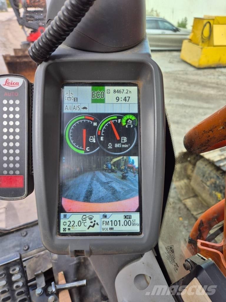 Hitachi ZX 300 LC-6 Bandgrävare