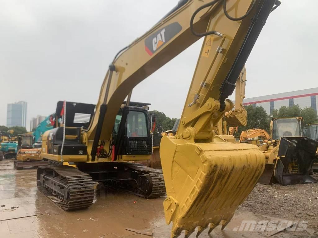 CAT 329 D Bandgrävare