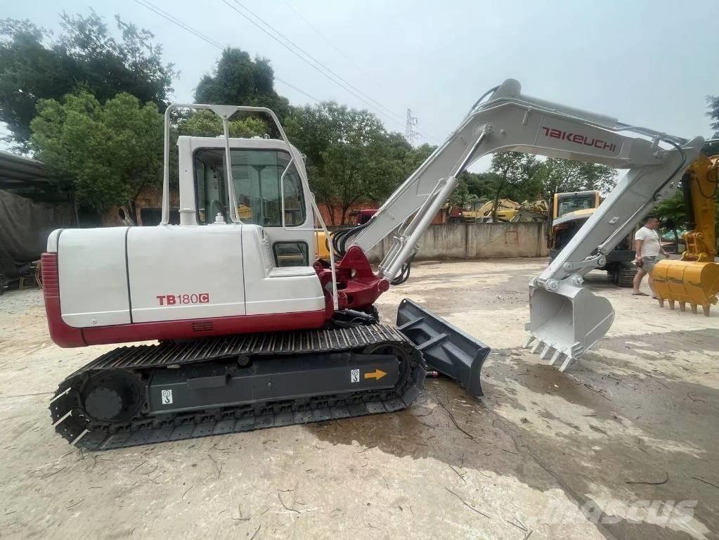 Takeuchi TB180C Bandgrävare