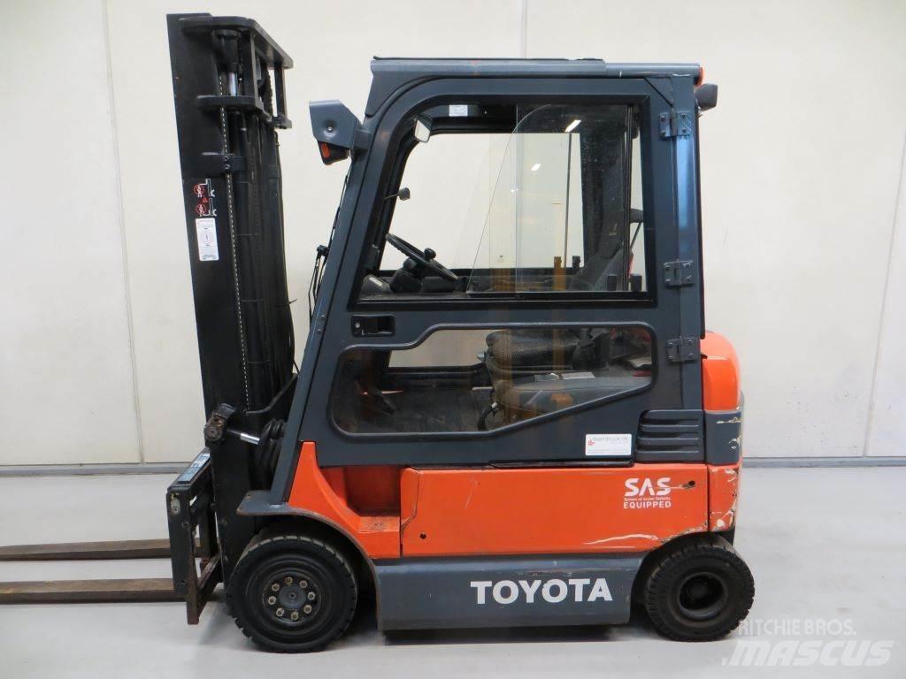Toyota 7FBMF20 Elmotviktstruckar