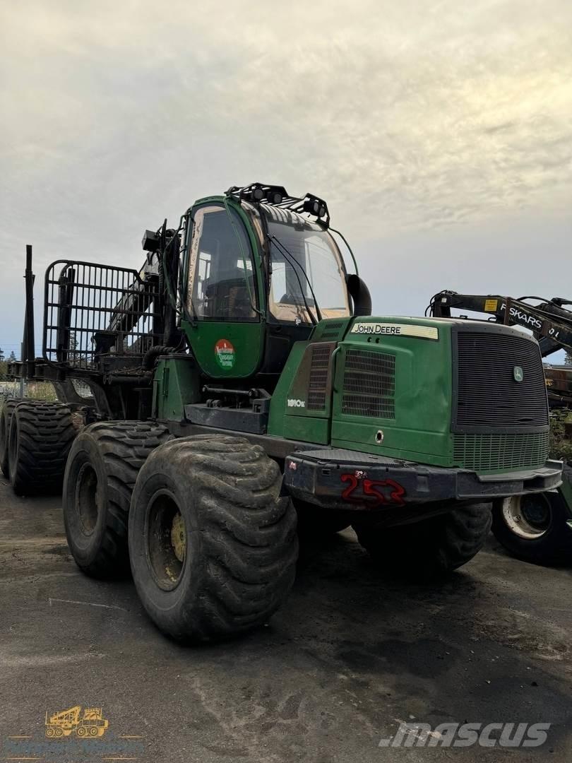 John Deere 1910E Skotare