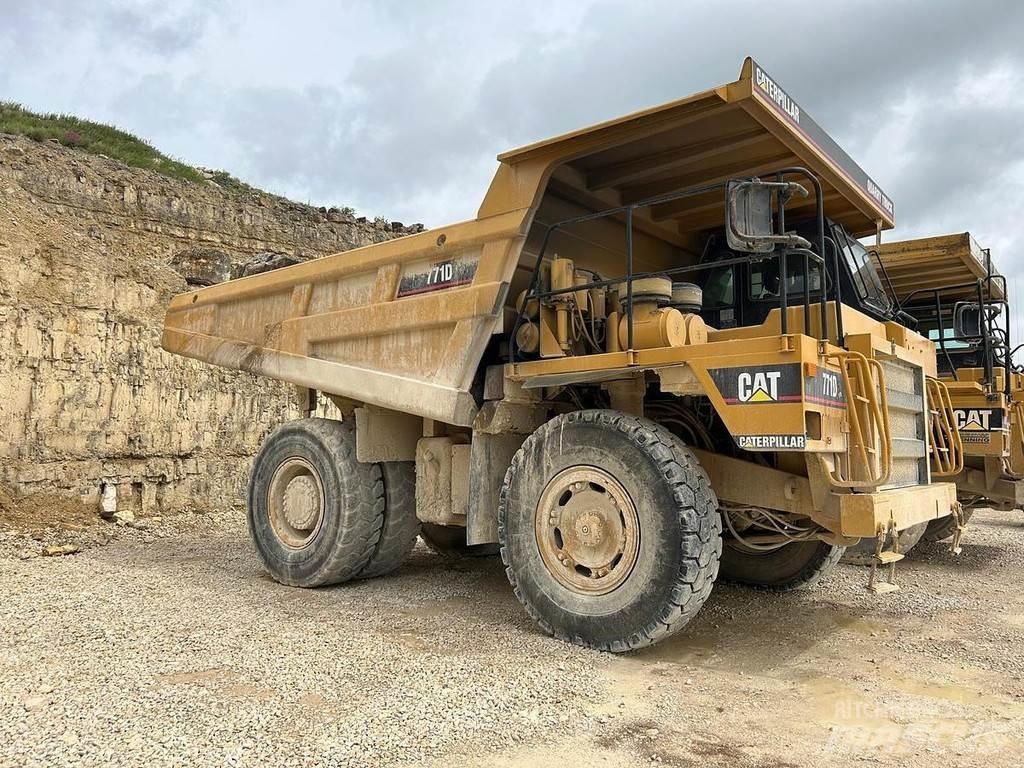 CAT 771D Minidumprar