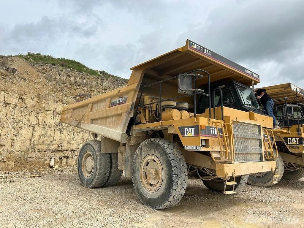 CAT 771D Minidumprar