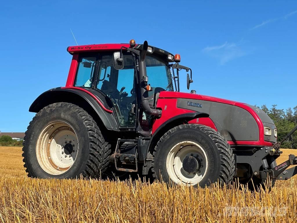 Valtra T 151 Traktorer
