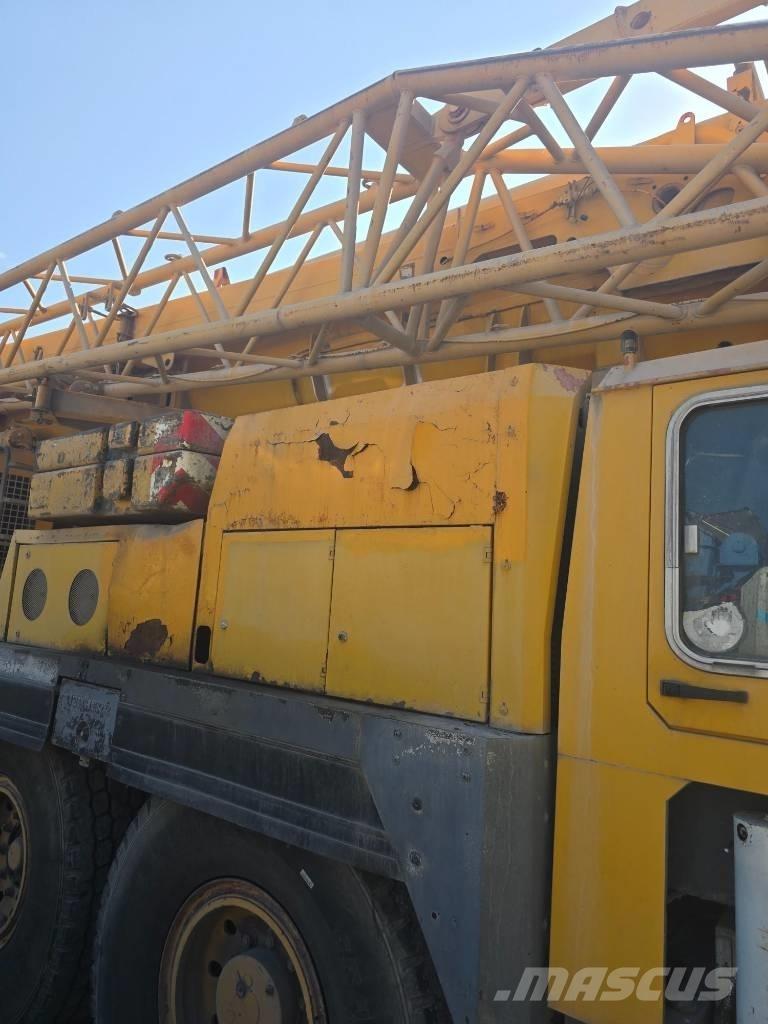 Liebherr LTM 1090 Allterrängkranar