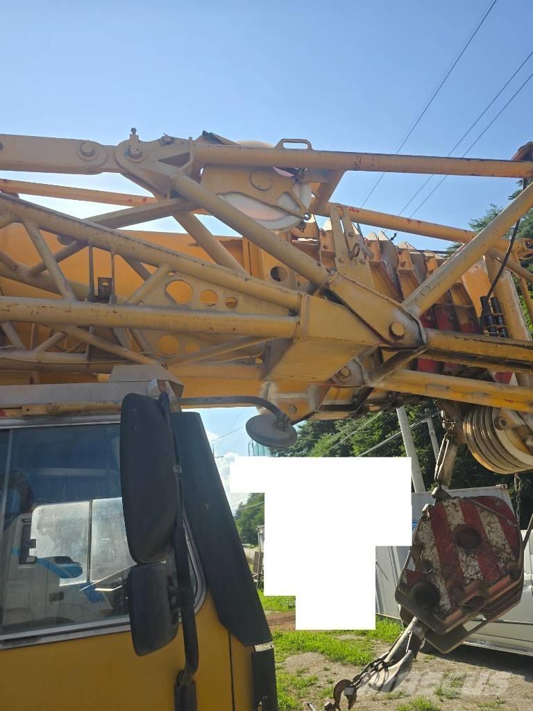 Liebherr LTM 1090 Allterrängkranar