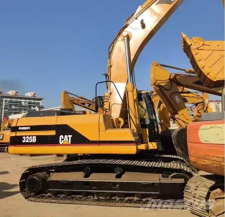 CAT 325 B Bandgrävare