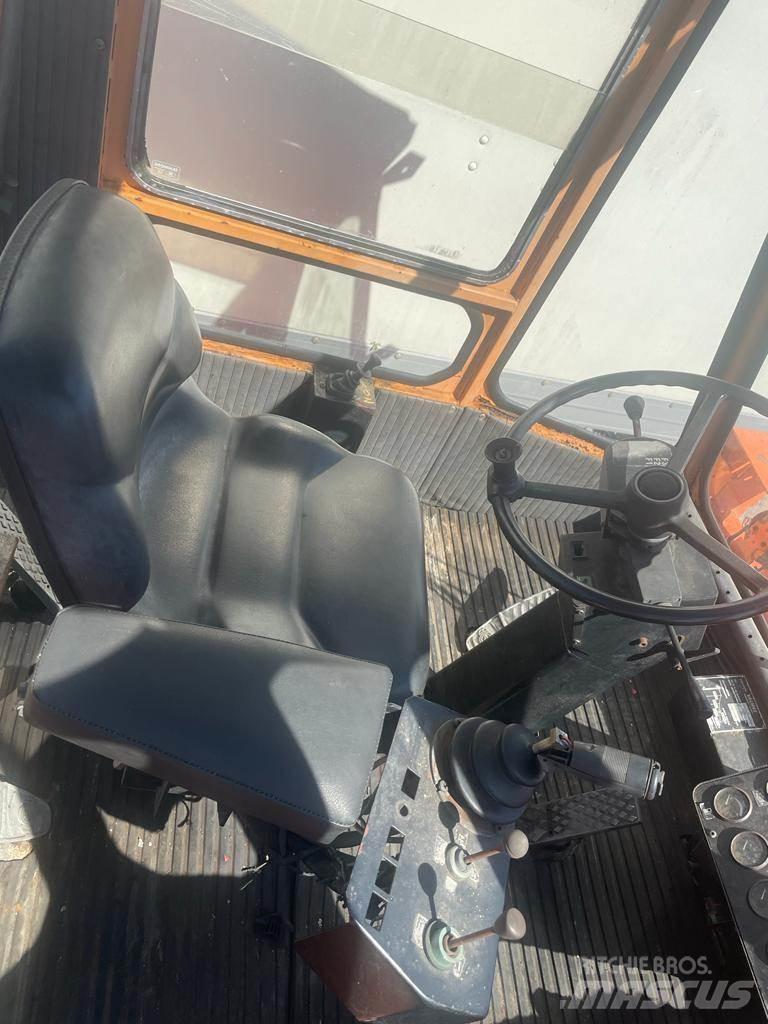Valmet TD2212 Dieselmotviktstruckar