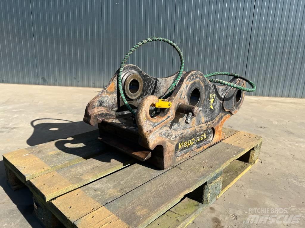 Klepp MEK KM70 - DX210 Redskapsfäste/ adaptrar
