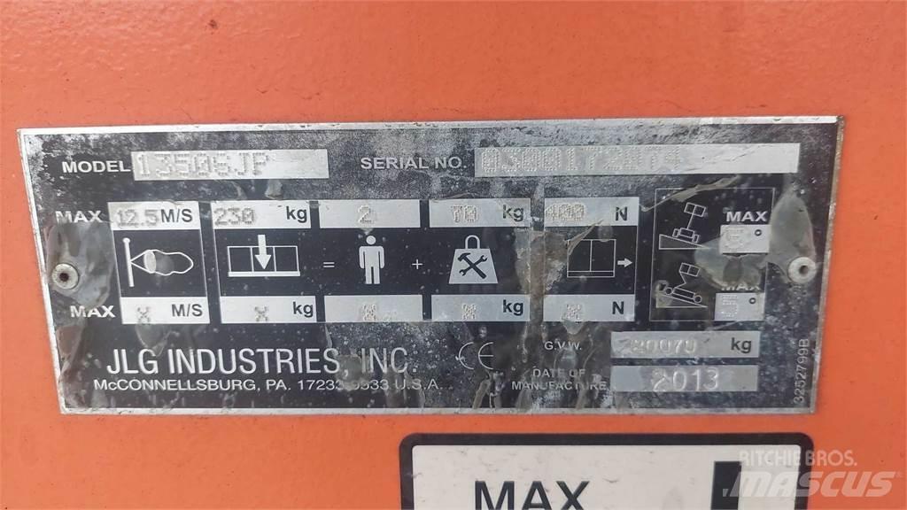 JLG 1350SJP Teleskop bomliftar