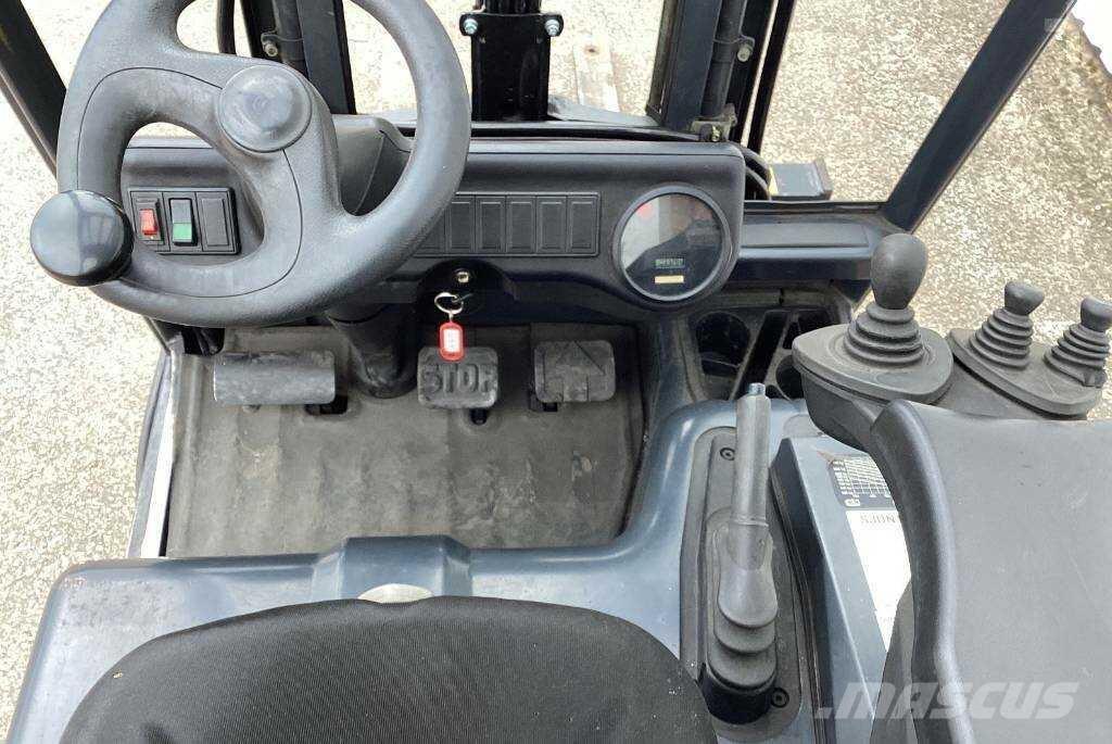 Linde E 18 C Elmotviktstruckar