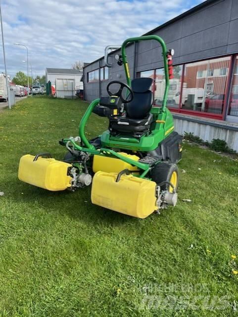 John Deere 2750 E Green-gräsklippare