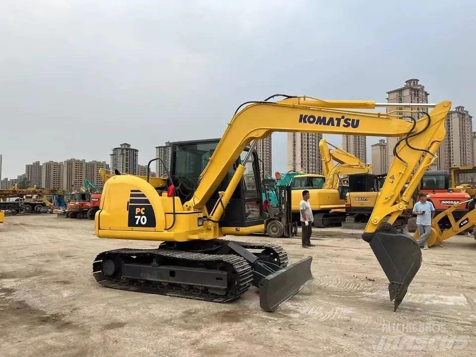 Komatsu PC 70-8 Minigrävare < 7t