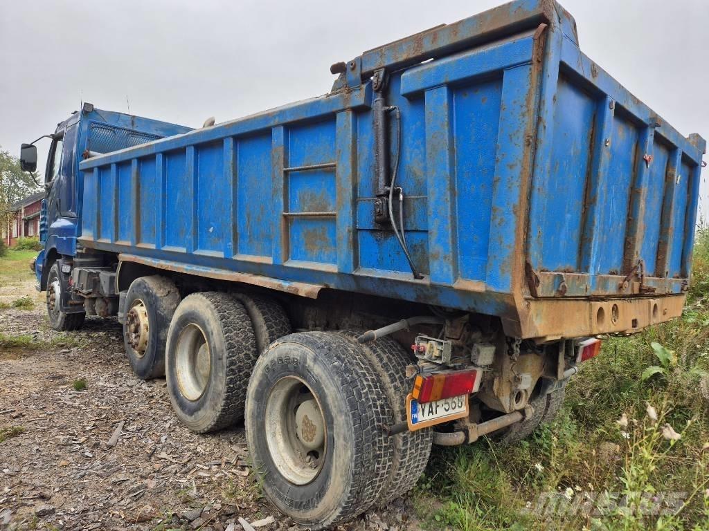 Sisu E14 Tippbilar