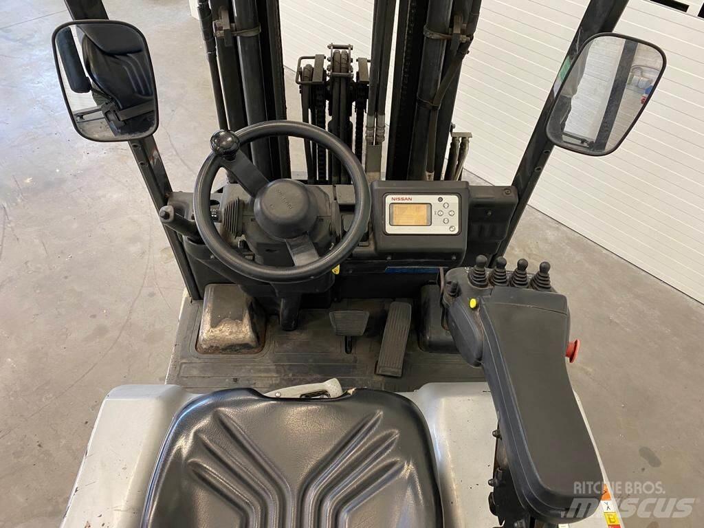 Nissan G1N1L20Q Elmotviktstruckar