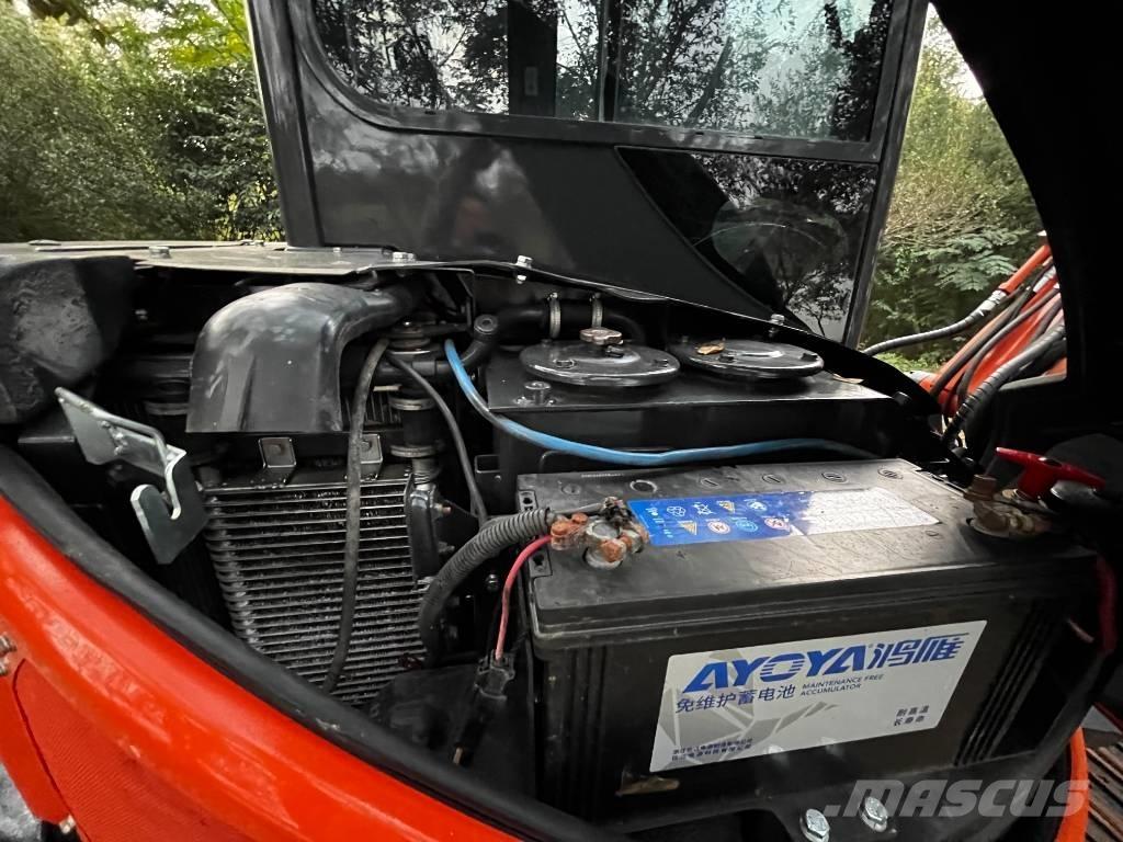 Hitachi ZX 50 U Minigrävare < 7t