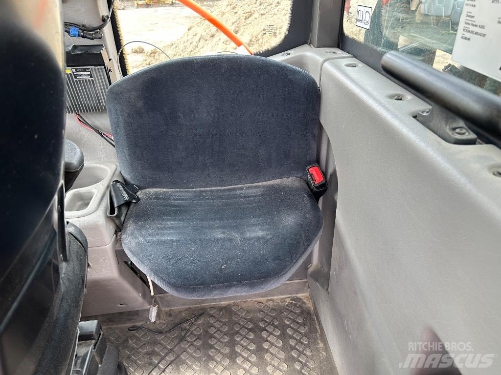 Volvo A 25 G Midjestyrd dumper