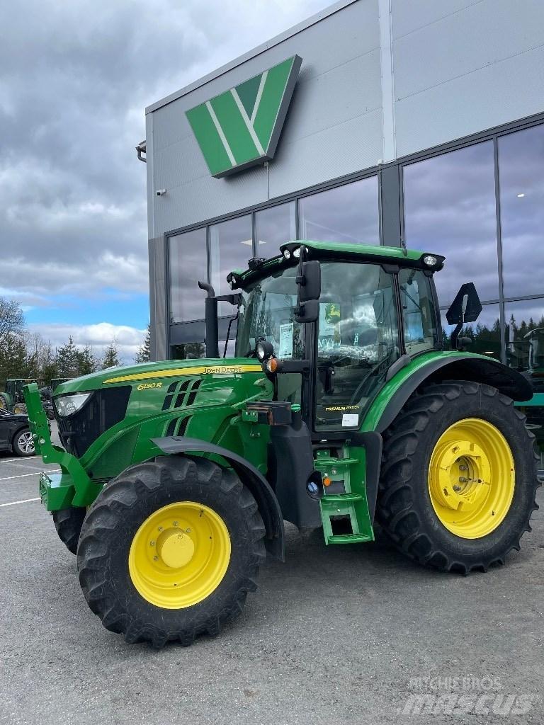 John Deere 6130R Traktorer