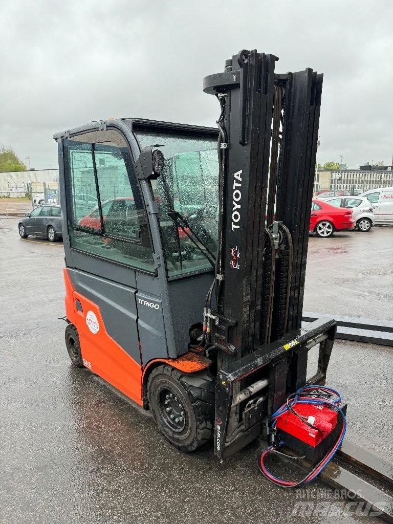 Toyota 9FBMK30T Elmotviktstruckar
