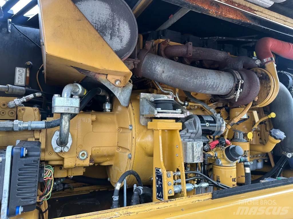 CAT M316D Hjulgrävare