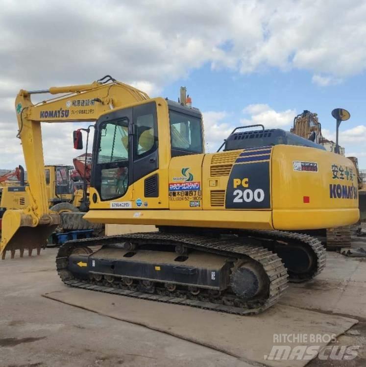 Komatsu pc220-8 Bandgrävare