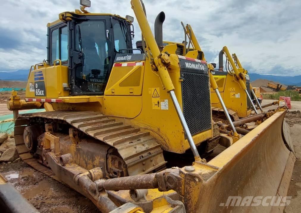 Komatsu D 65 EX-16 Bandschaktare