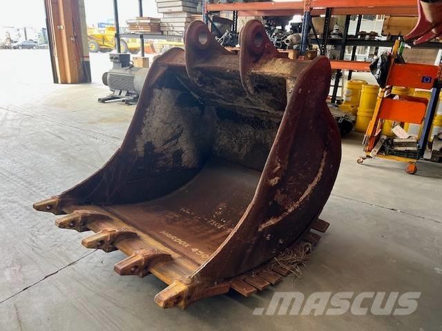 CAT 330 Skopor