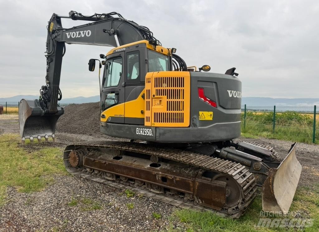 Volvo ECR235DL Bandgrävare