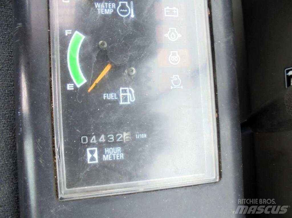Hanix H 75 C Midigrävmaskiner 7t - 12t