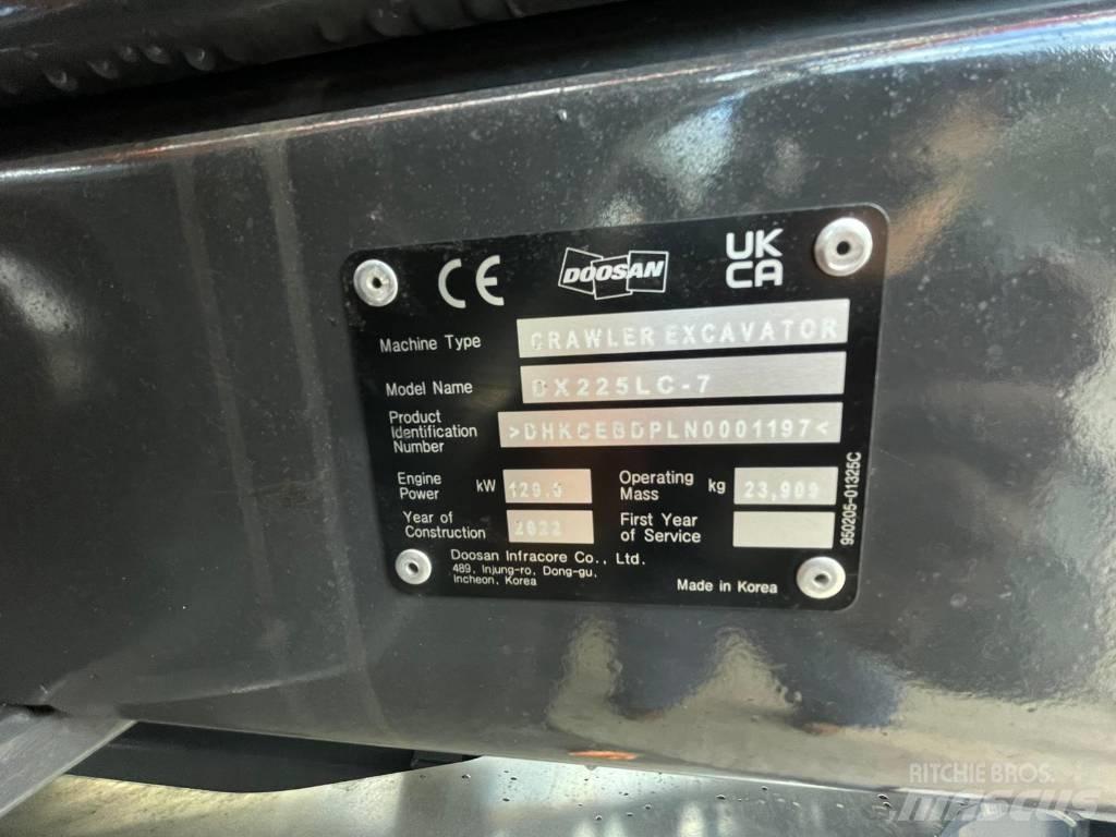 Doosan DX225LC-7 Bandgrävare