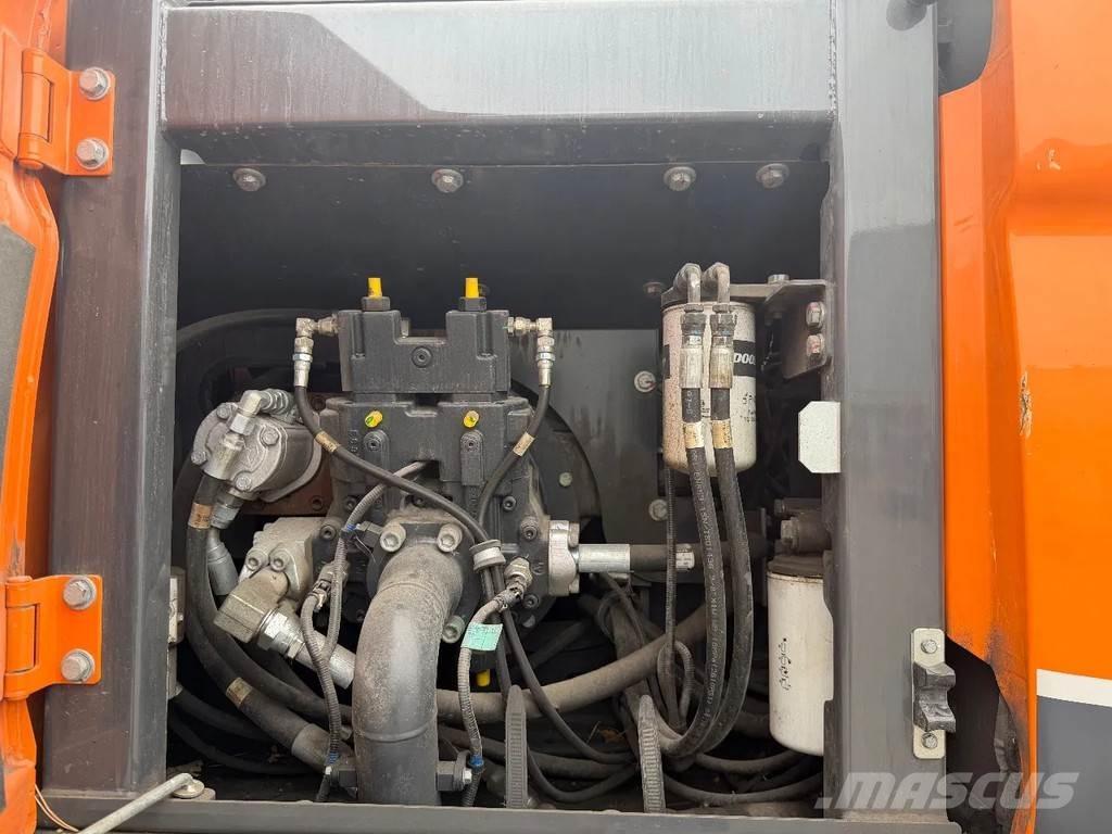 Doosan DX170W-5 Hjulgrävare