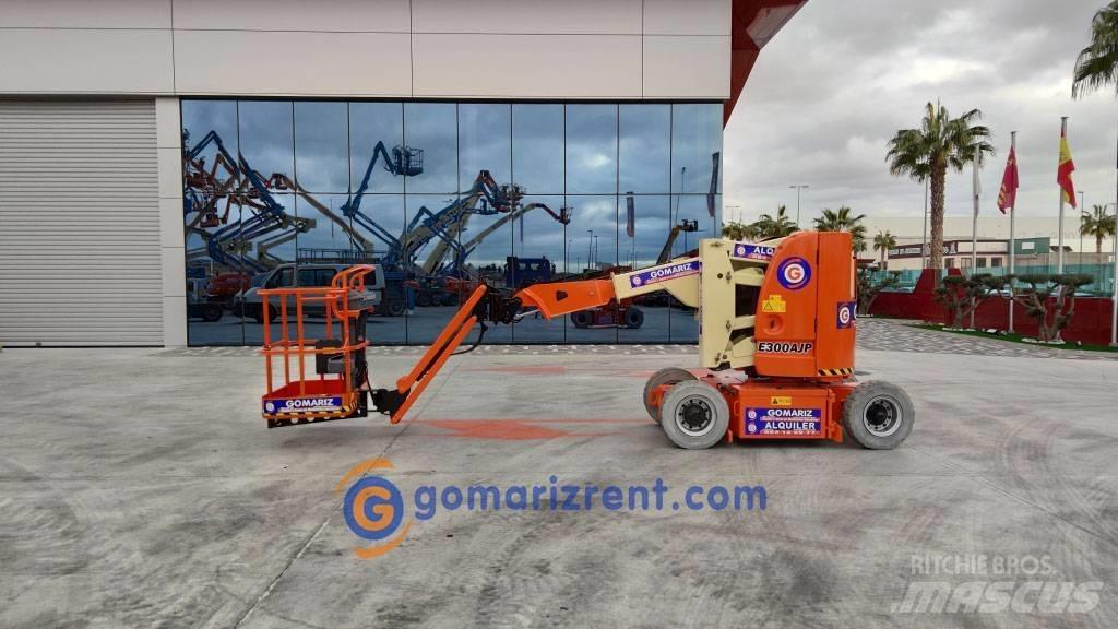JLG E 300 AJP Bomliftar