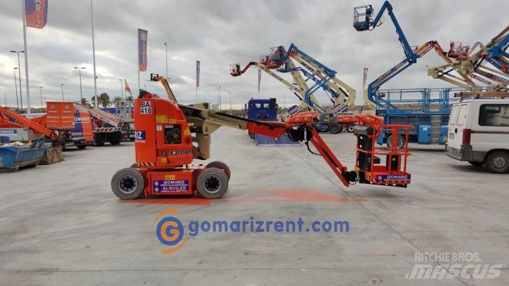 JLG E 300 AJP Bomliftar