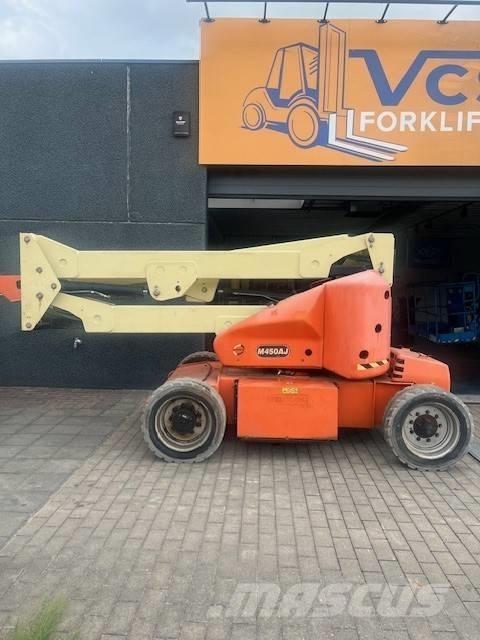JLG M 450 AJ Bomliftar