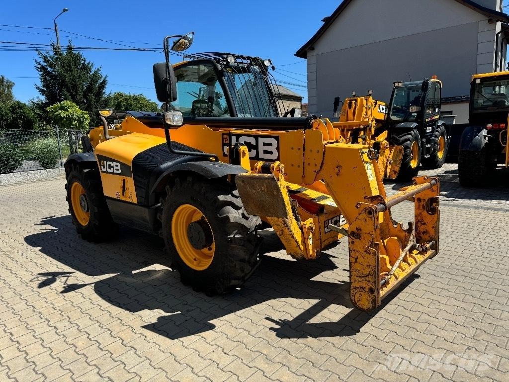 JCB 535-125 Hiviz Teleskoplastare
