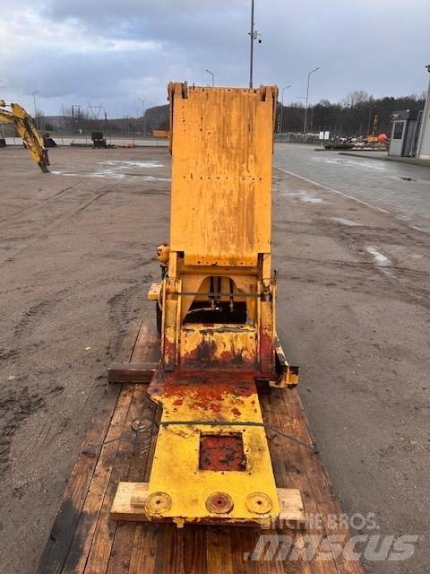 Liebherr LIFT CAB Hytter och interiör