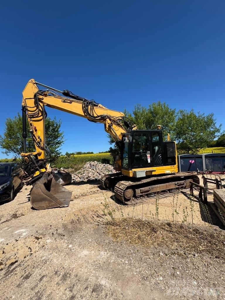 CAT 325 FL CR Bandgrävare