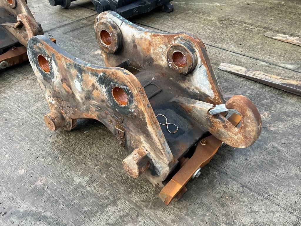 CAT CW55S Redskapsfäste/ adaptrar
