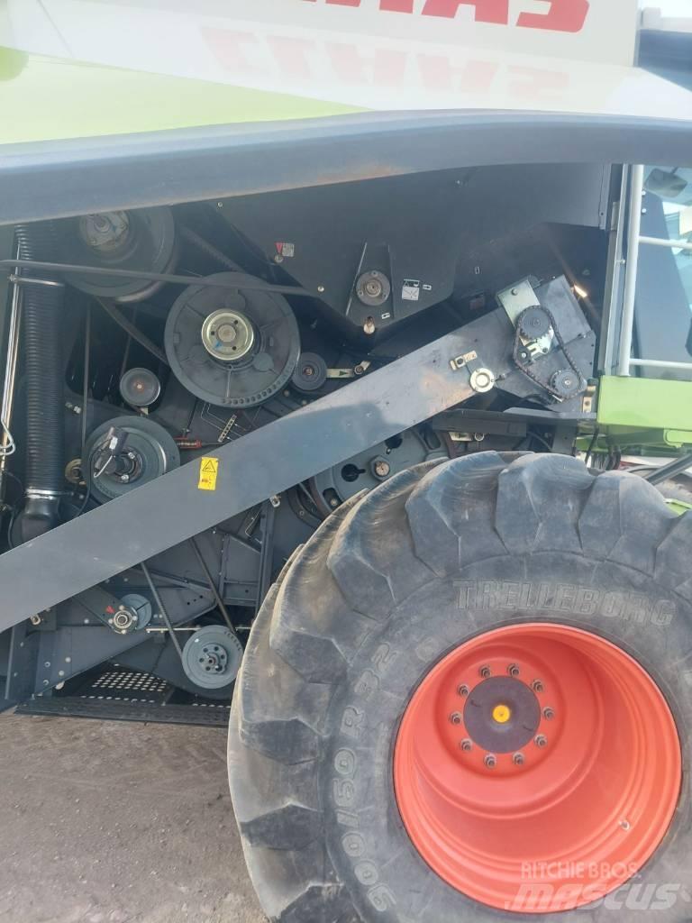 CLAAS Lexion 670 Skördetröskor
