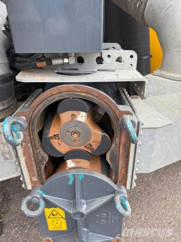Ploeger AT4103 LNMS Fast- och kletgödselspridare