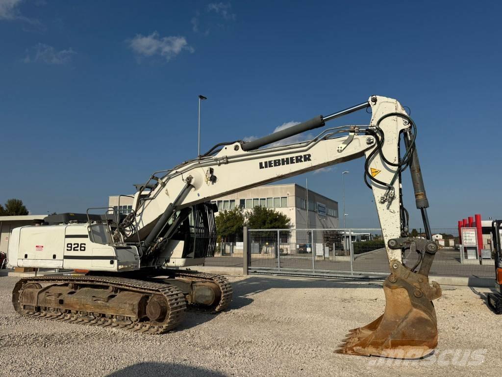 Liebherr R 926 Bandgrävare